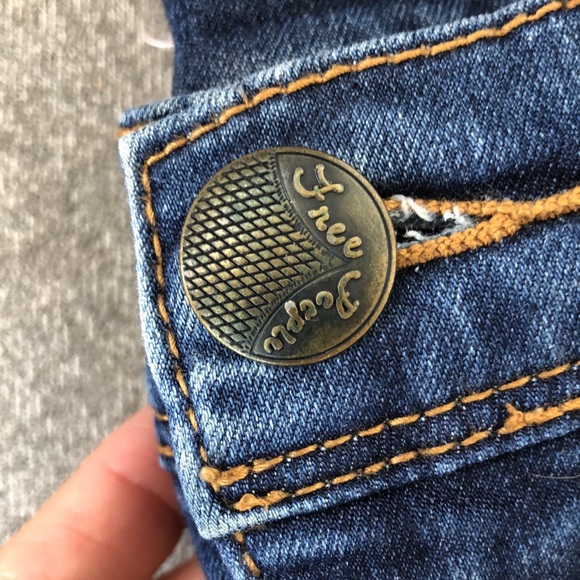 FREE PEOPLE Skinny Jeans w/Stretch - Picture 3 of 6